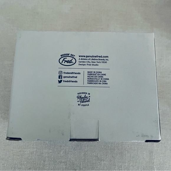 Genuine Fred Coffee Mug Draggin Pug Dog Ceramic Cup 16 oz - Picture 5 of 7